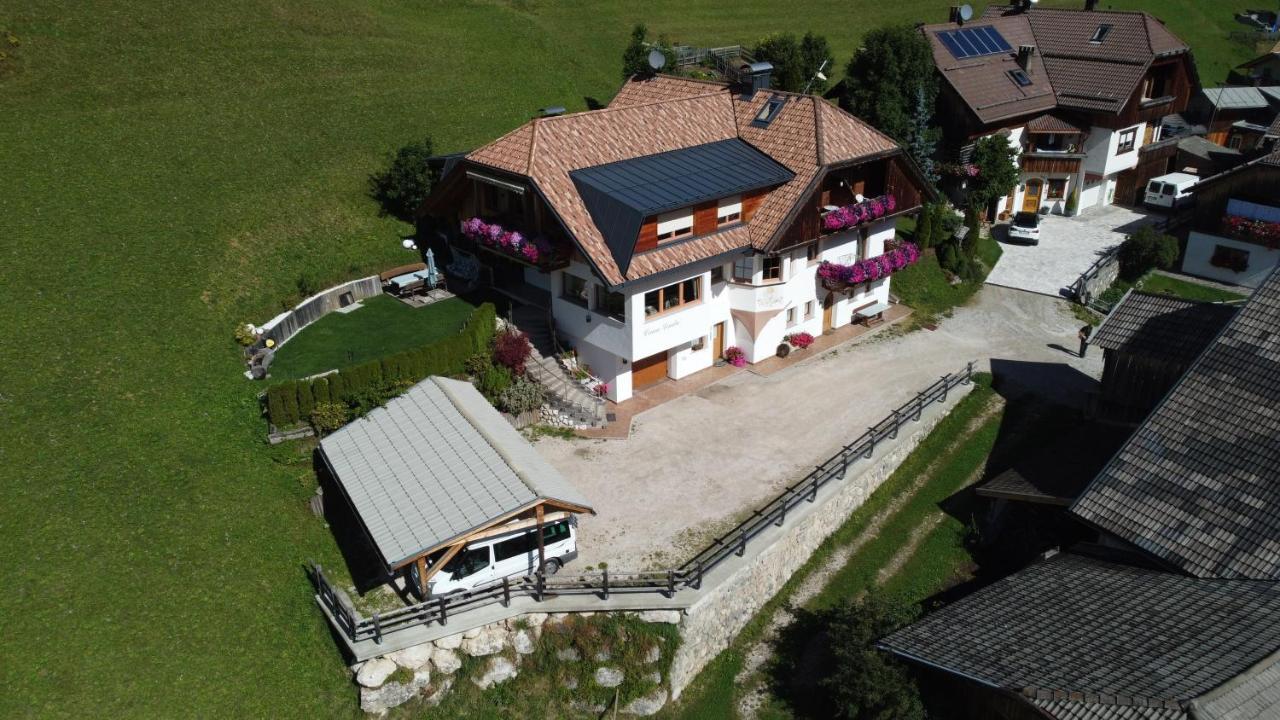 Appartamenti Ciasa Linda Sankt Martin in Thurn Exterior foto