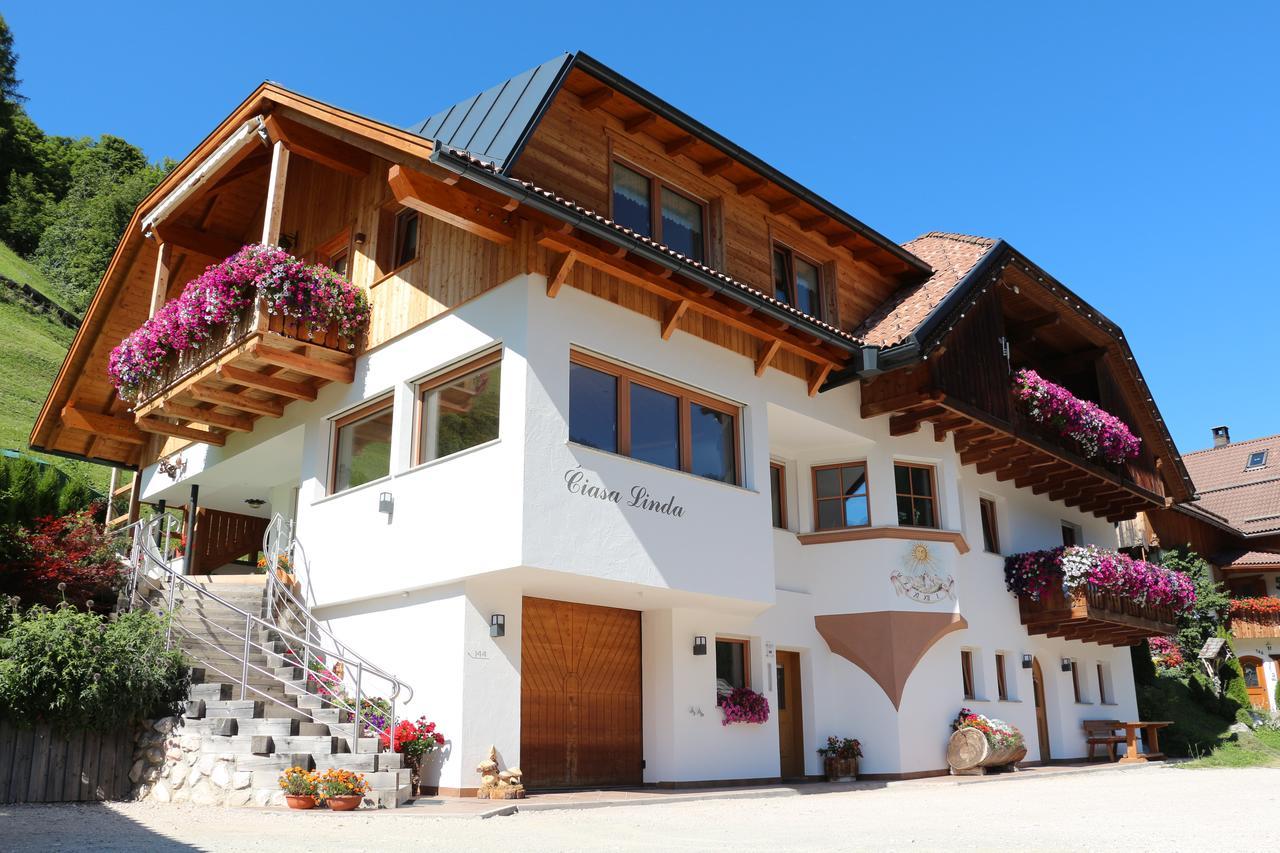 Appartamenti Ciasa Linda Sankt Martin in Thurn Exterior foto