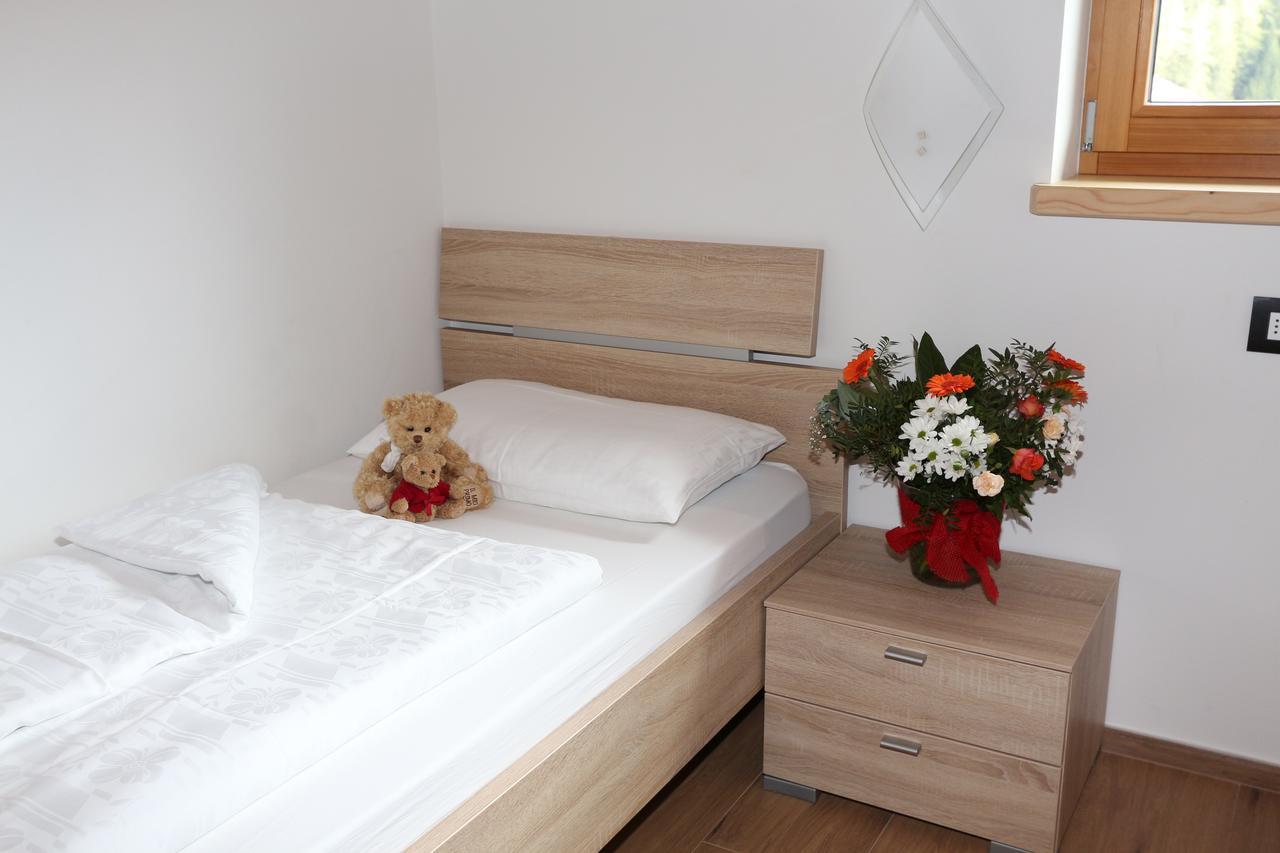 Appartamenti Ciasa Linda Sankt Martin in Thurn Exterior foto